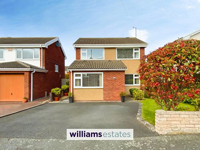 3 Bedroom Detached House For Sale In Dyserth Road, Rhyl, LL18