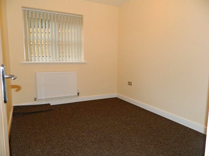 2 Bedroom Flat To Rent In B Nant Court, Brymbo, Wrexham, LL11