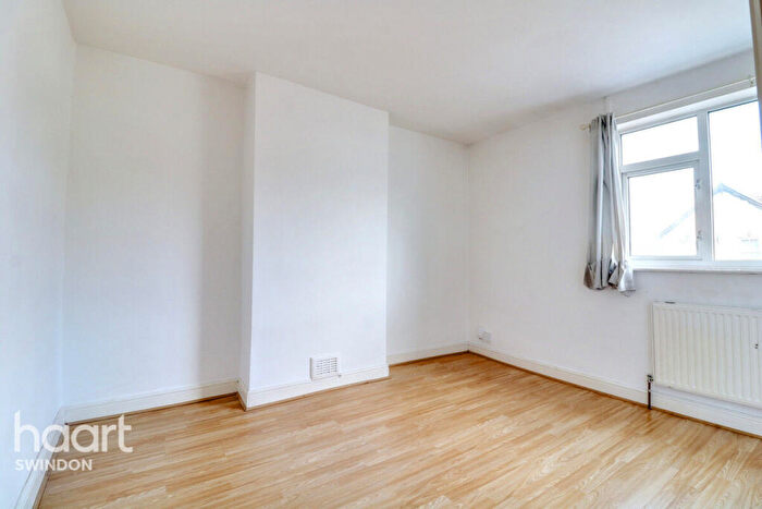 3 Bedroom Semi Detached House For Sale In Cheney Manor Road, Swindon, SN2