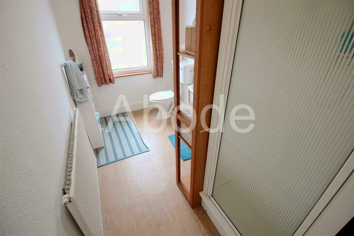 5 Bedroom House To Rent In Moorland Avenue, Hyde Park, Leeds, LS6