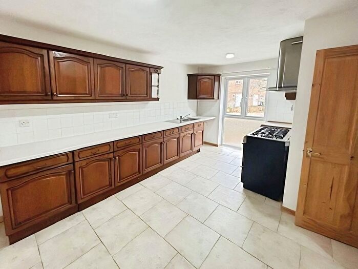 3 Bedroom Property To Rent In Brynmore, Peterborough, PE3