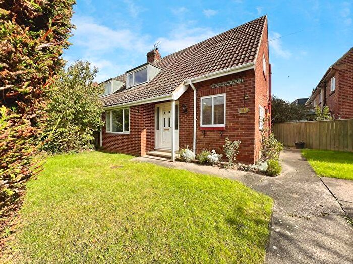 2 Bedroom Detached Bungalow To Rent In Beechwood Place, Newcastle Upon Tyne, NE20