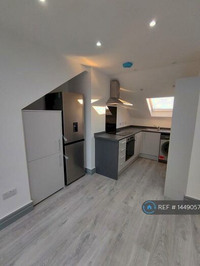 1 Bedroom Flat To Rent In Thornton Heath, London, CR7