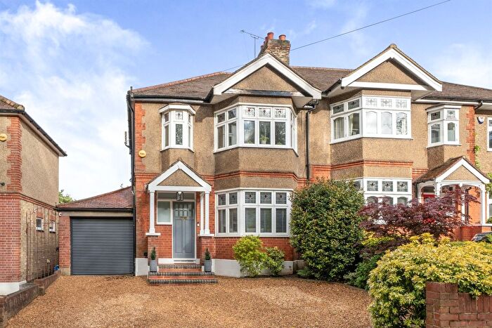 3 Bedroom Semi-detached House For Sale In Browning Road, Enfield, EN2
