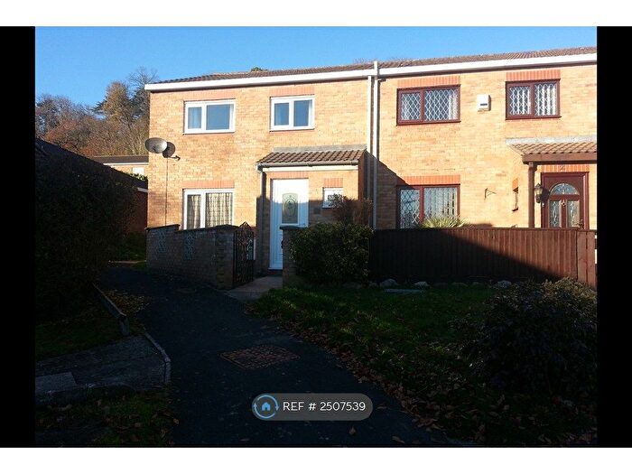 3 Bedroom Semi-Detached House To Rent In Bristol, Bristol, BS9