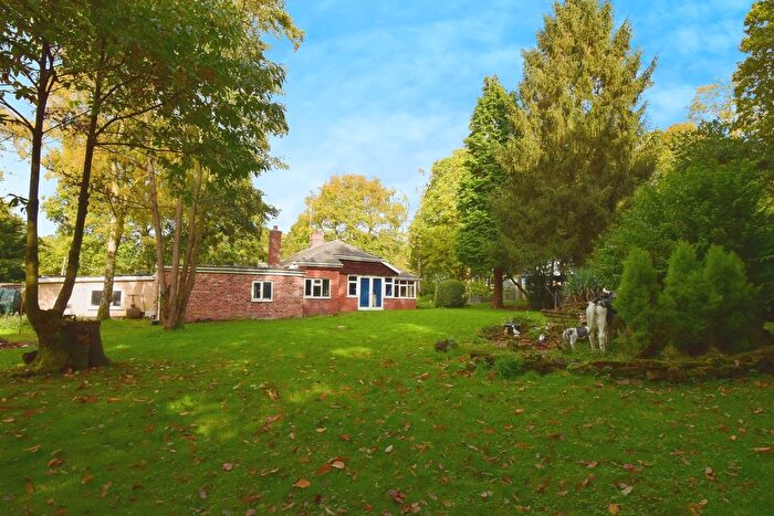 Detached Bungalow For Sale In Sutton Spring Wood, Temple Normanton, Chesterfield, S42