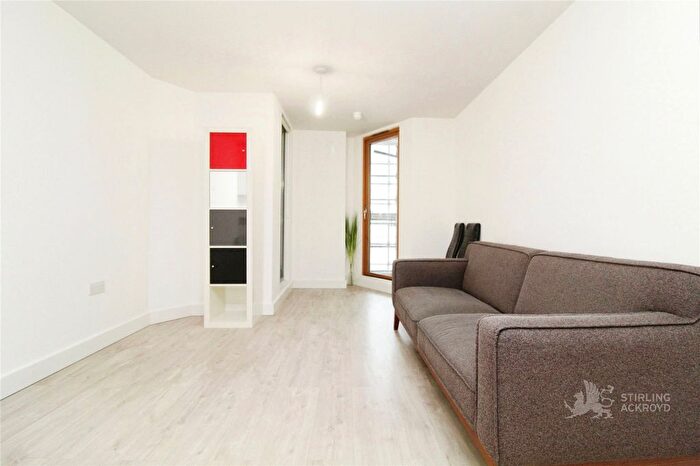 1 Bedroom Flat To Rent In Whitgift Street, Croydon, CR0