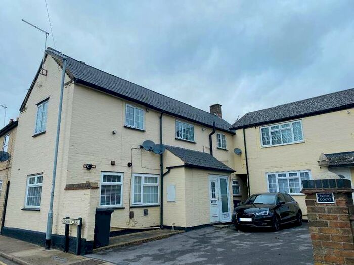 1 Bedroom Flat To Rent In Great Northern Street Huntingdon, PE29