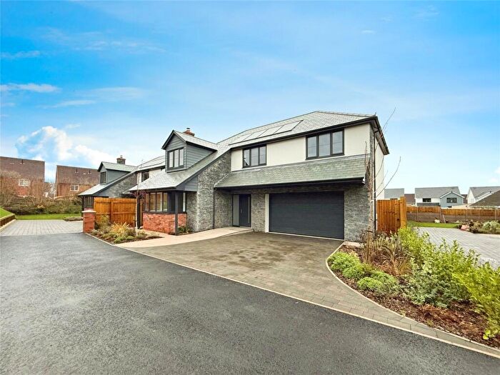 5 Bedroom Detached House To Rent In Harvest Drive, Roundswell, Barnstaple, Devon, EX31