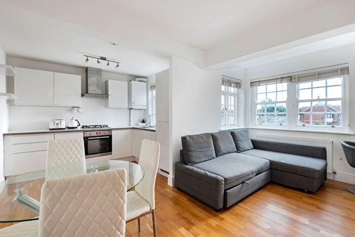 1 Bedroom Flat To Rent In Aeroville, London, NW9