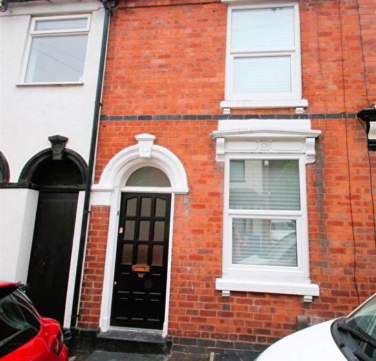2 Bedroom Terraced House For Sale In Summer Hill, Halesowen, B63