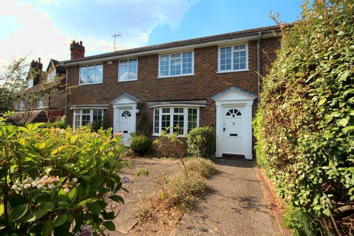 3 Bedroom House To Rent In Epsom Road, Guildford, GU1