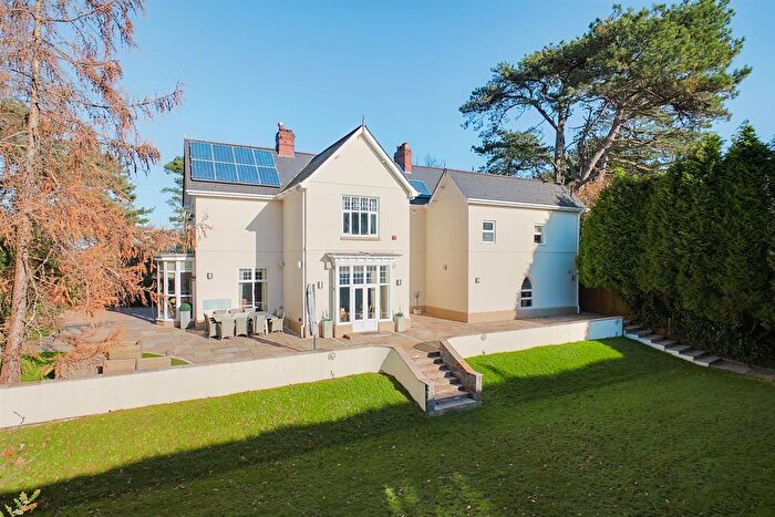 5 Bedroom Detached House For Sale In Uplands, Gowerton, Swansea, SA4