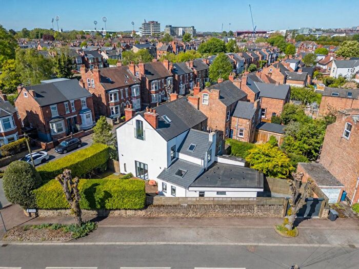 4 Bedroom Semi-Detached House For Sale In Rutland Road, Lady Bay, NG2