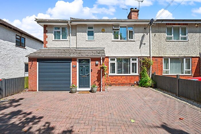 4 Bedroom Semi-Detached House For Sale In Butlin Road, Rugby, CV21