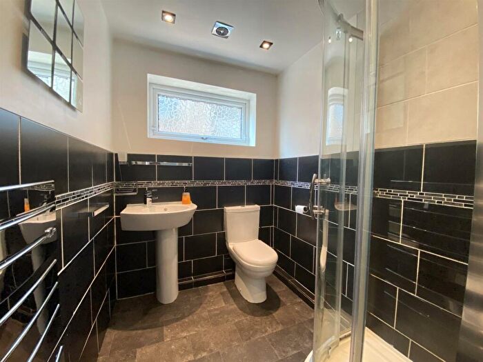 2 Bedroom Detached Bungalow For Sale In Darley Abbey Drive, Darley Abbey, DE22