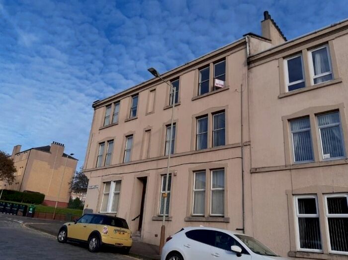 2 Bedroom Flat To Rent In Court Street, Maryfield, Dundee, DD3