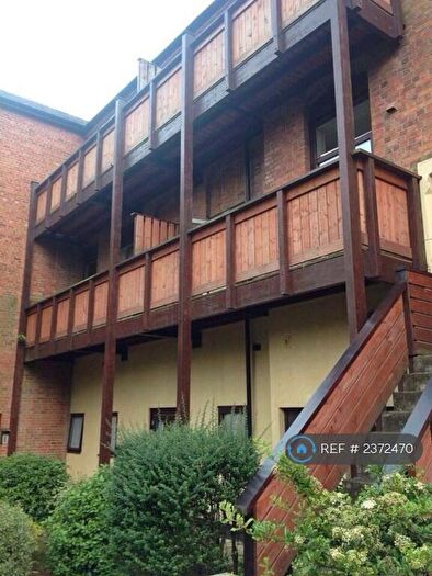 2 Bedroom Flat To Rent In Leen Court, Nottingham, NG7