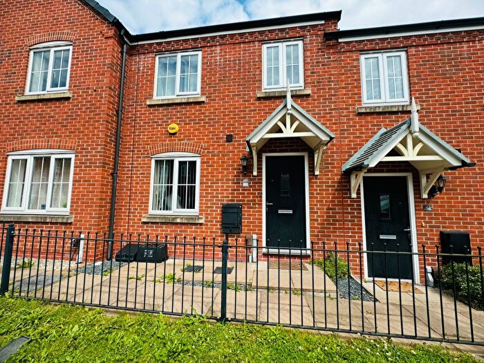 3 Bedroom Terraced House To Rent In King Edmund Street, Dudley, DY1