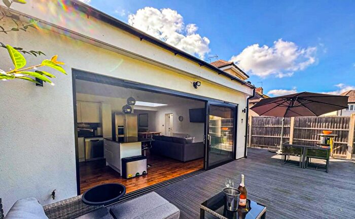 4 Bedroom Terraced House To Rent In Bramble Road, Hertfordshire, AL10