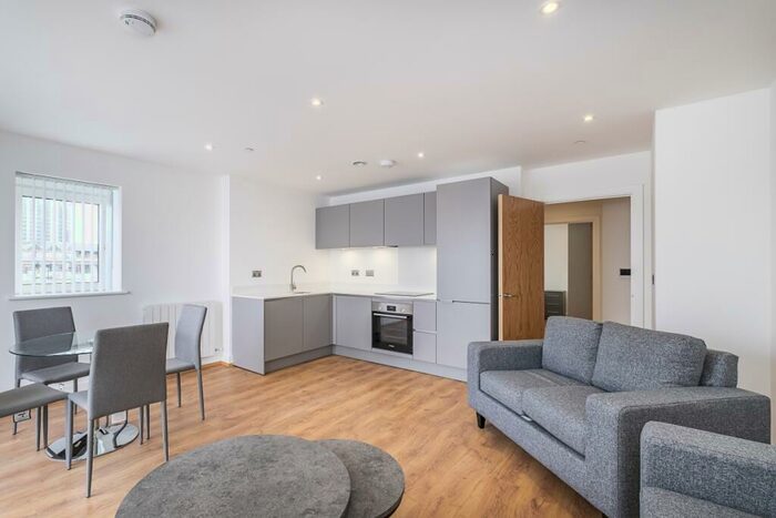 2 Bedroom Apartment To Rent In Woolwich Church Street Woolwich, SE18