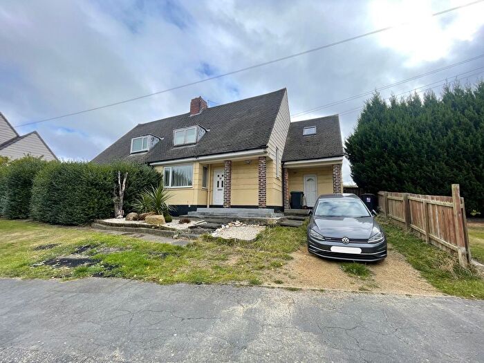 3 Bedroom Semi Detached House For Sale In Oakridge Road, Ushaw Moor, Durham, DH7
