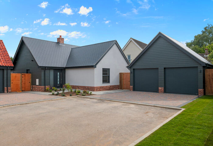 3 Bedroom Detached Bungalow For Sale In Plot - The Cross Keys Ashbocking Road Henley Ipswich Oqp, IP6
