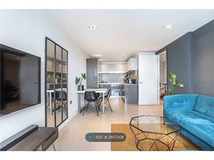 1 Bedroom Flat To Rent In The Spectrum Buildings, London, N1