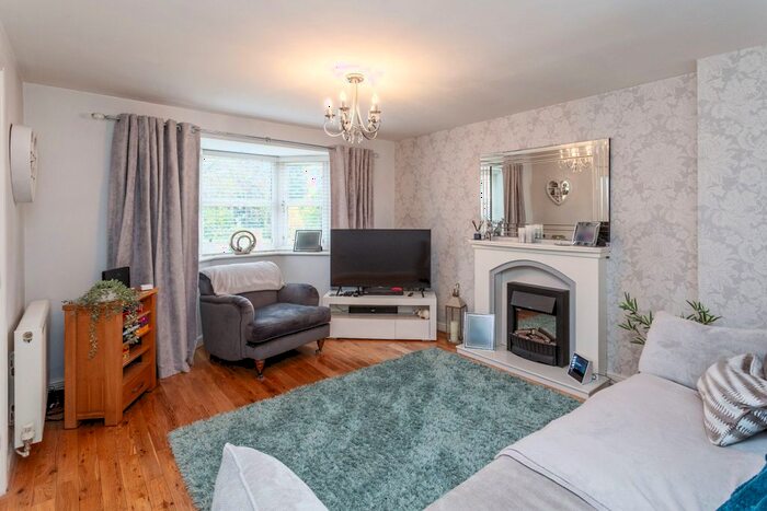 3 Bedroom Semi-Detached House For Sale In Windmill Court, Brayton, North Yorkshire, YO8