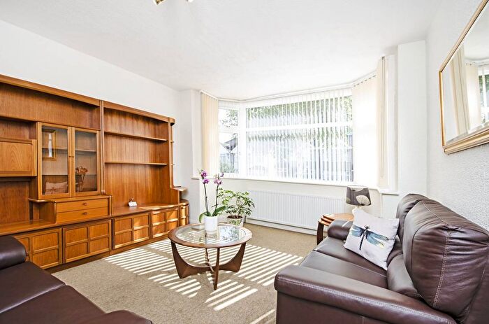 3 Bedroom Property To Rent In Lynton Avenue, Colindale, London, NW9