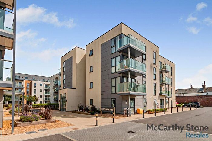 1 Bedroom Apartment For Sale In Neptune House, Heene Road, Worthing, BN11