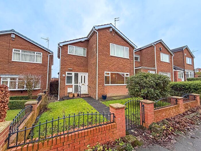3 Bedroom Detached House For Sale In Harleston Way, High Heworth, Gateshead, NE10