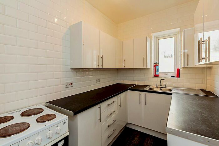 1 Bedroom Flat To Rent In Lytham Road, Blackpool, Lancashire, FY4