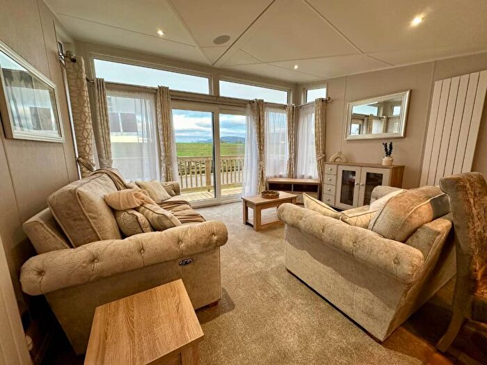 2 Bedroom Lodge For Sale In Goulton Lane, Northallerton, DL6