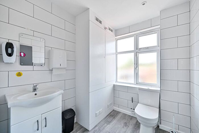 4 Bedroom Semi-Detached House To Rent In Heathside, Whitton, Hounslow, TW4