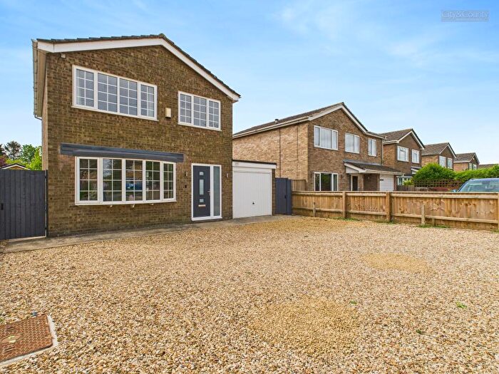 3 Bedroom Detached House For Sale In High Road, Whaplode, Spalding, PE12