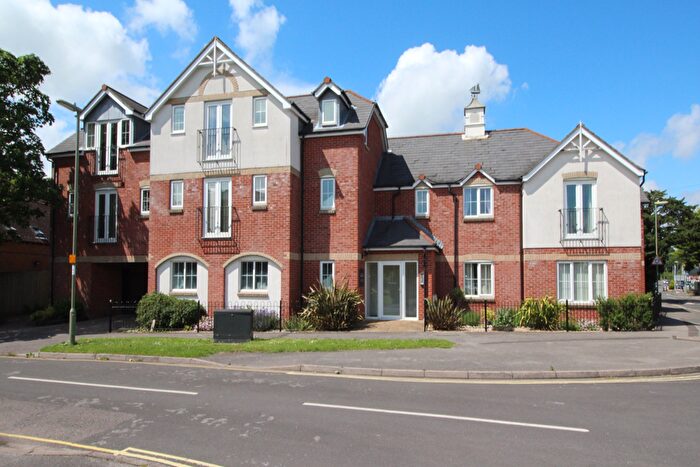 2 Bedroom Apartment For Sale In Havelock Road, Warsash, SO31