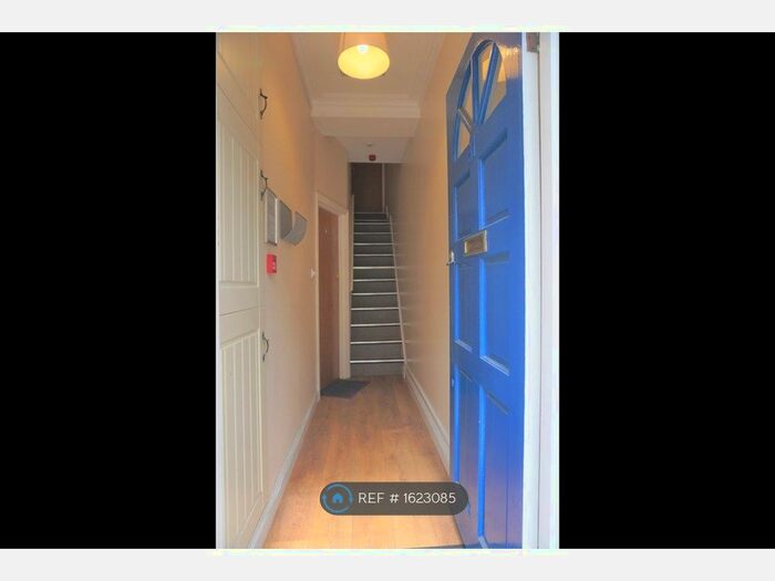 Studio To Rent In Trundleys Road, London, SE8