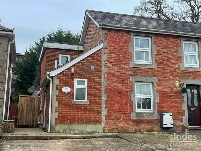 2 Bedroom End Terrace House To Rent In Park Lane, Redhill, Bournemouth, BH10