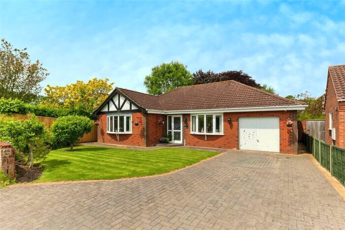 3 Bedroom Bungalow For Sale In Inghams Road, Tetney, Grimsby, Lincolnshire, DN36