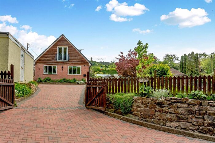 3 Bedroom Detached House For Sale In Railway Road, Cinderford, GL14