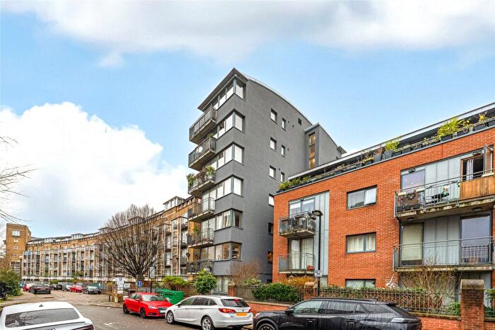2 Bedroom Apartment To Rent In Lithos Road, London, NW3