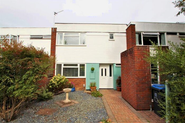 3 Bedroom Terraced House To Rent In West Byfleet, KT14