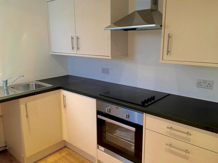 2 Bedroom Flat To Rent In Westgate Court, West Street, Dunstable, LU6