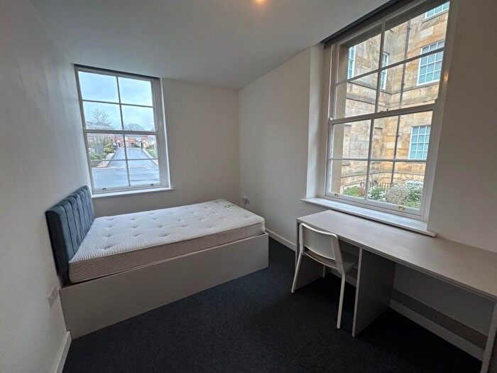 5 Bedroom Apartment To Rent In Heritage Park, S6