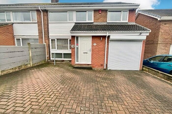 4 Bedroom Semi-Detached House For Sale In Osborne Road, Kiveton Park, Sheffield, Rotherham, S26