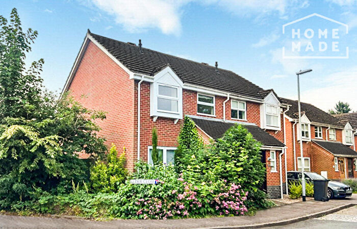 3 Bedroom Semi-Detached House To Rent In Elder Close, Woodhead Drive, CB4