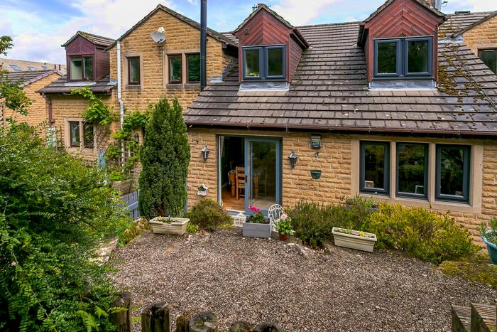 3 Bedroom Terraced House For Sale In Lime Close, Addingham, Ilkley, LS29