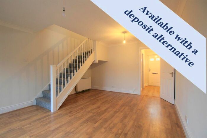 2 Bedroom Property To Rent In Nicholas Gardens, York, YO10