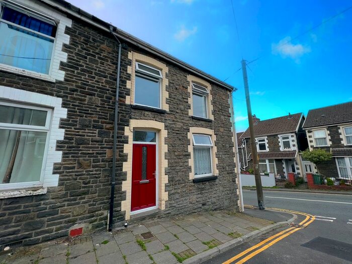 3 Bedroom Terraced House To Rent In Pencerrig Street, Pontypridd, CF37
